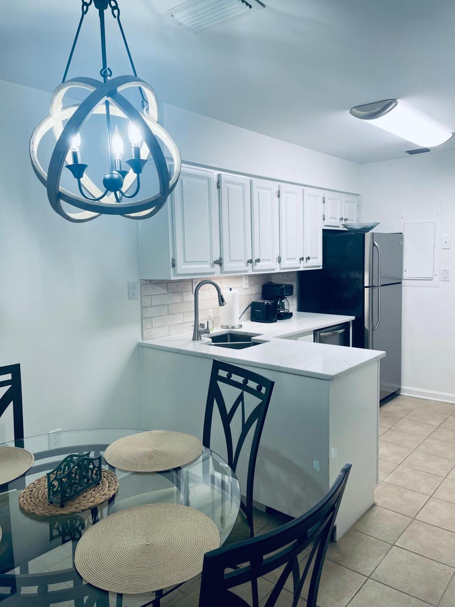 The Bromeliad At Turtle Cove Villas Киауа Айлънд Екстериор снимка